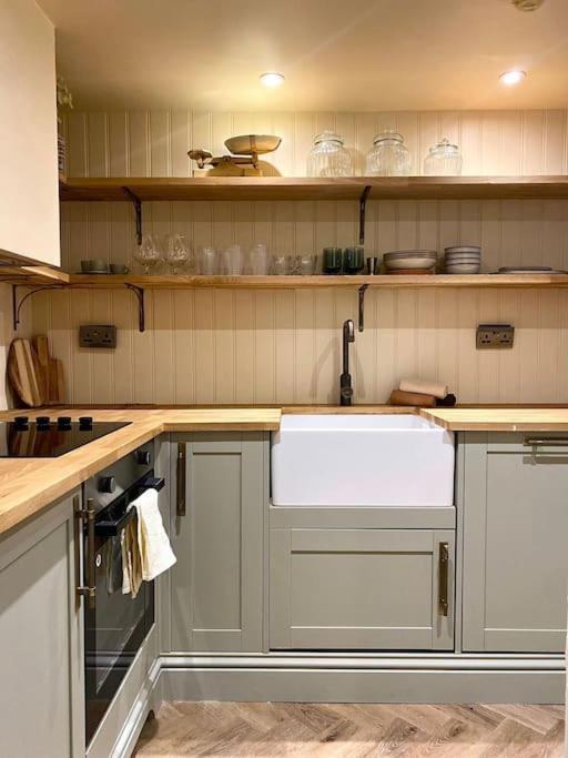 Cosy Home Away From Home. 브라이턴 외부 사진